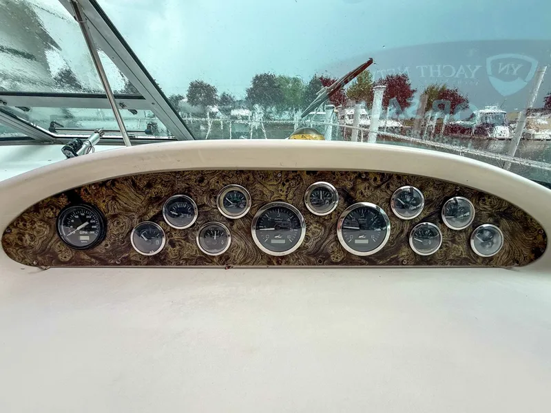 Slide: The Image of 1997 Sea Ray 330 Express Cruiser - 7837854