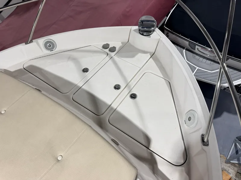 Slide: The Image of 2019 Regal 42 Grande Coupe - 7837958