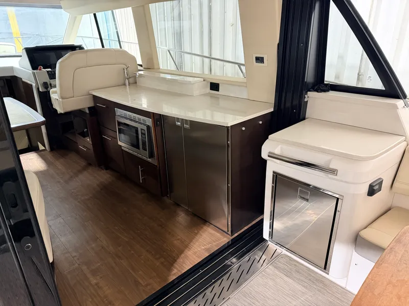 Slide: The Image of 2019 Regal 42 Grande Coupe - 7837946