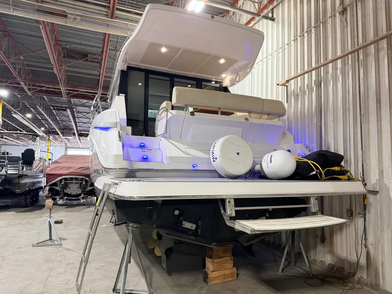 Slide: The Image of 2019 Regal 42 Grande Coupe - 7837927