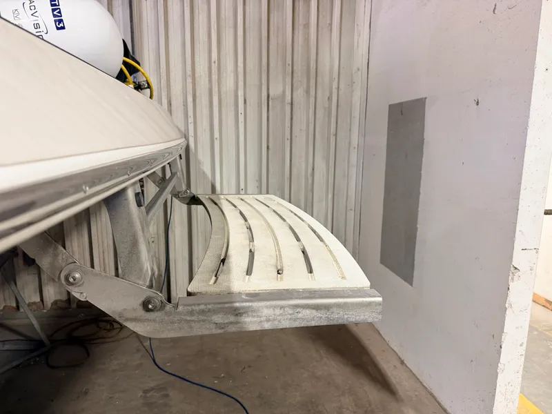 Slide: The Image of 2019 Regal 42 Grande Coupe - 7837937