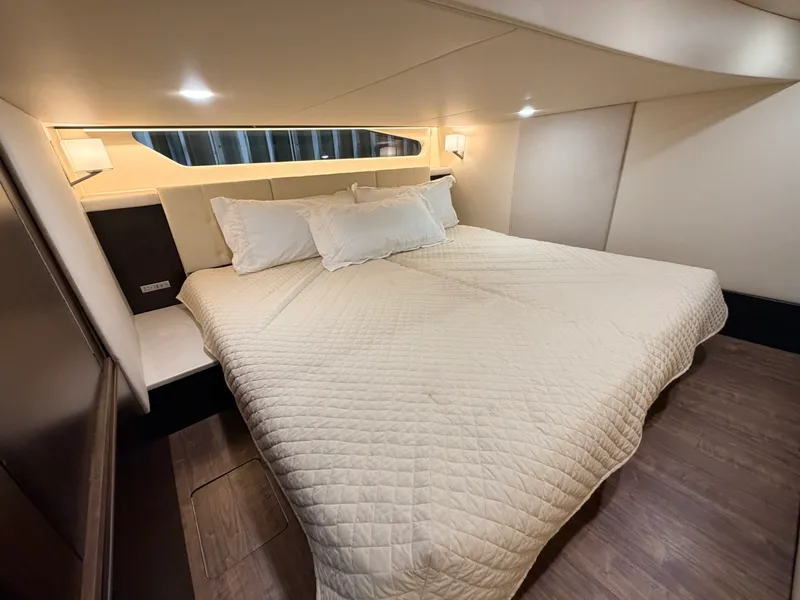 Slide: The Image of 2019 Regal 42 Grande Coupe - 7838007