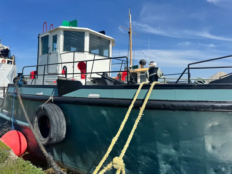 Slide: The Image of 1963 1963 Port Weller Dry Dock 62' Steel Tug - 7838246