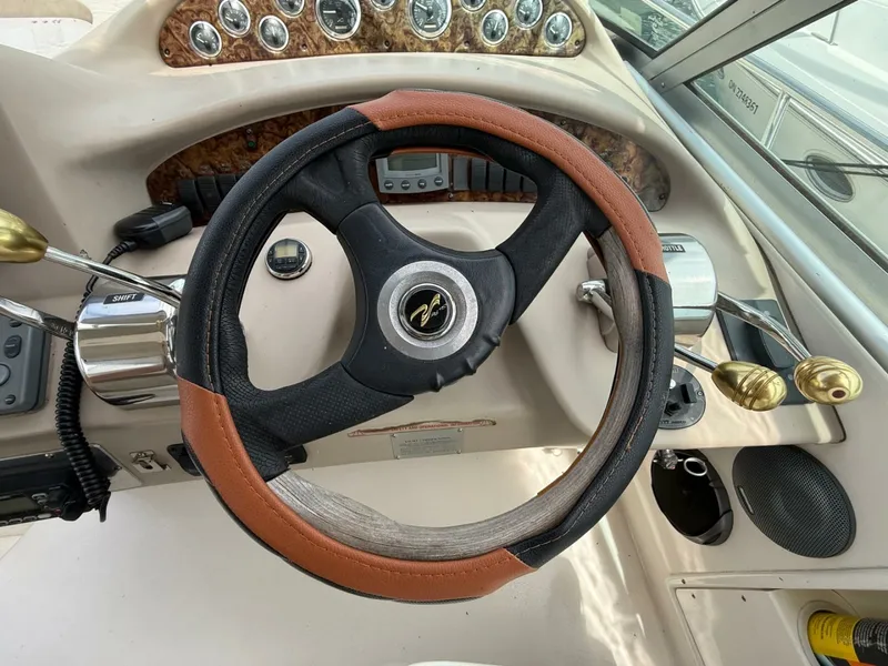 Slide: The Image of 2002 Sea Ray 340 Sundancer - 7838310