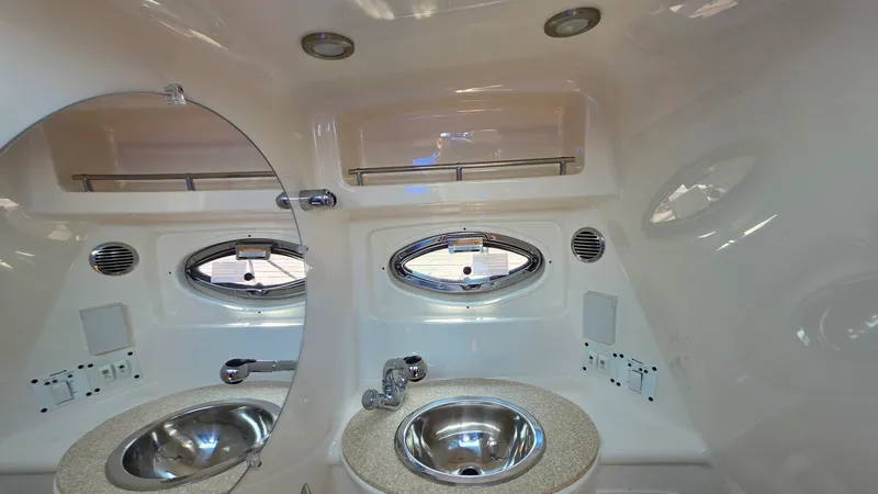 Slide: The Image of 2011 Chaparral 270 Signature - 7838412