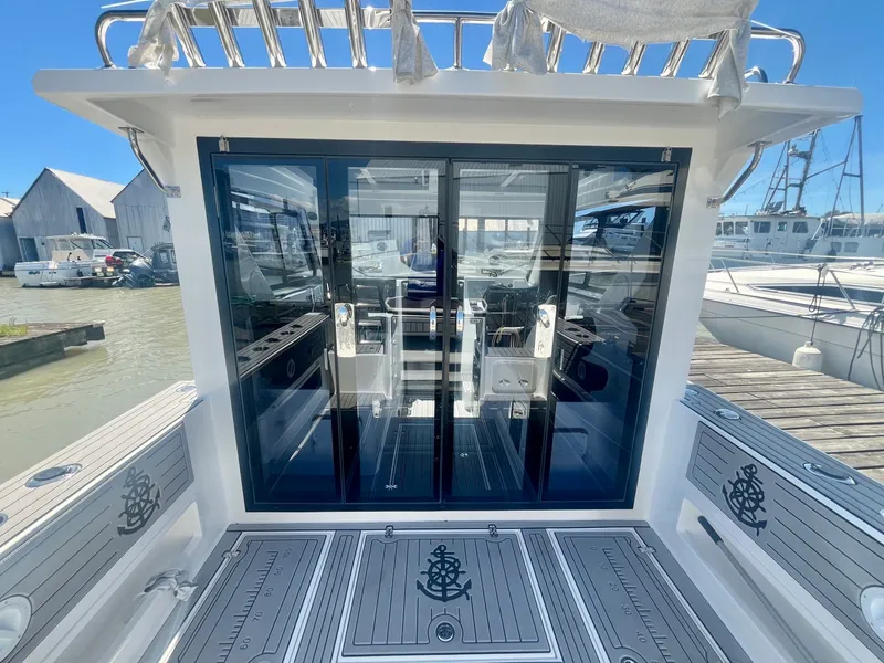 Slide: The Image of 2025 Commander 27 Sportfisher - 7838481