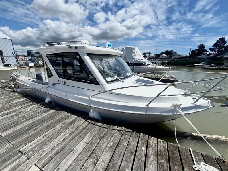Slide: The Image of 2025 Commander 27 Sportfisher - 7838470