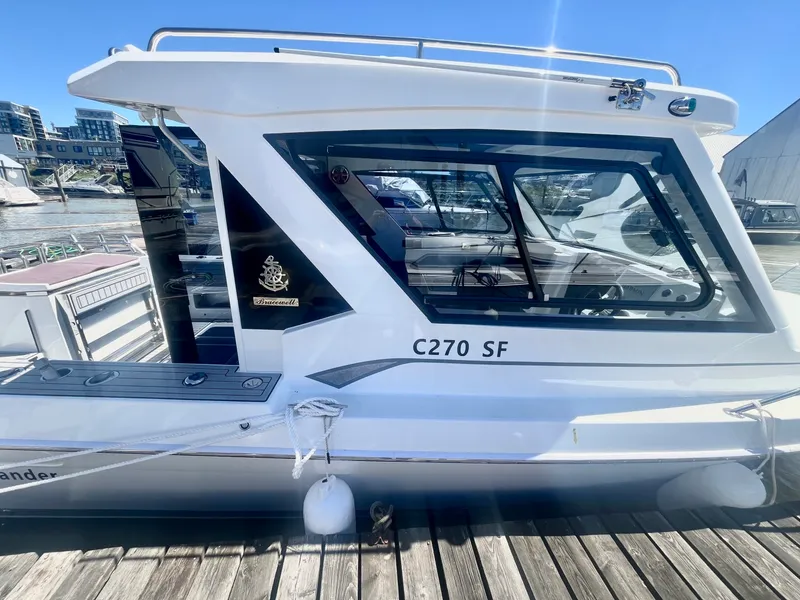 Slide: The Image of 2025 Commander 27 Sportfisher - 7838472