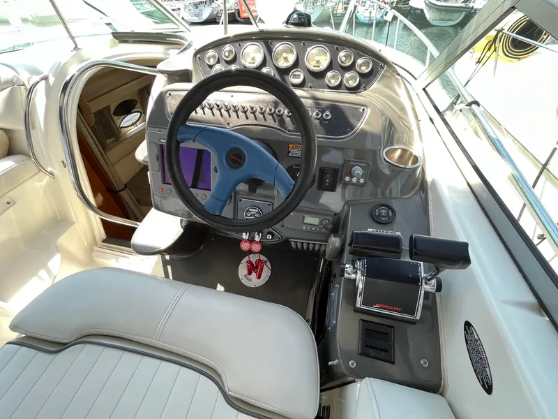 Slide: The Image of 2005 Maxum 3100 SE - 7838519