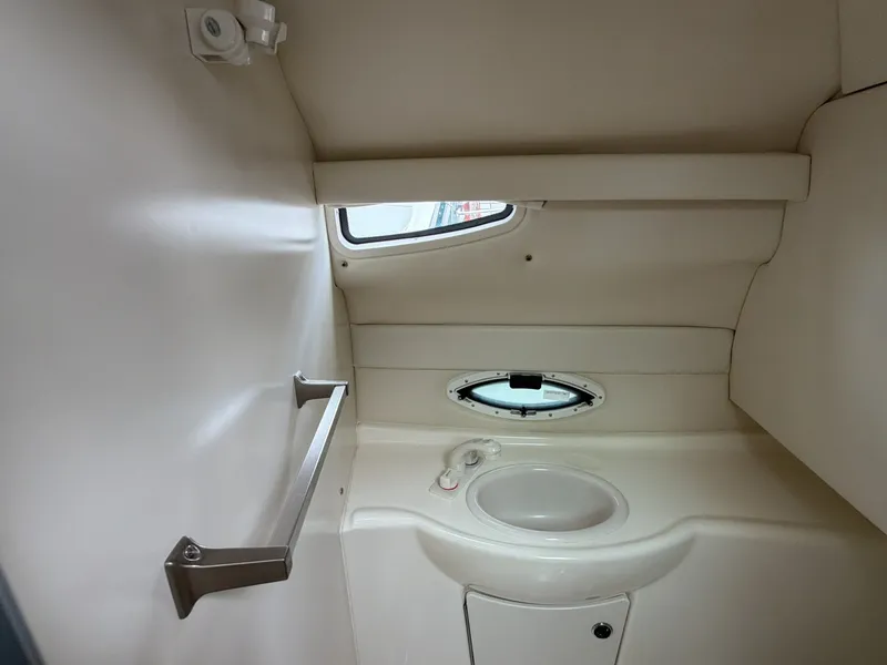 Slide: The Image of 2007 Bayliner 245 - 7838574