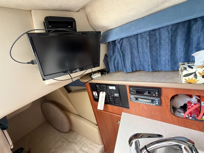 Slide: The Image of 2007 Bayliner 245 - 7838564
