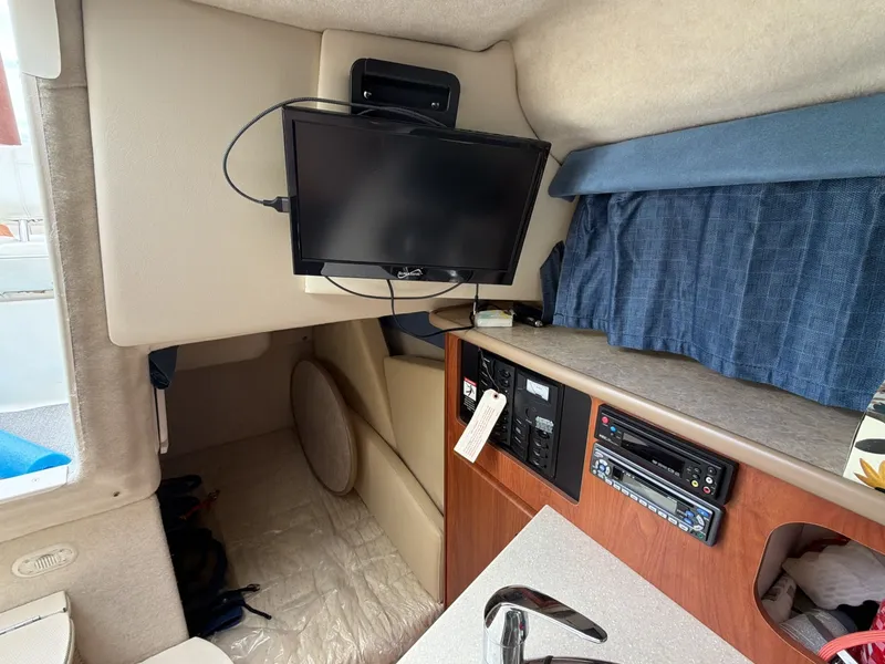 Slide: The Image of 2007 Bayliner 245 - 7838565