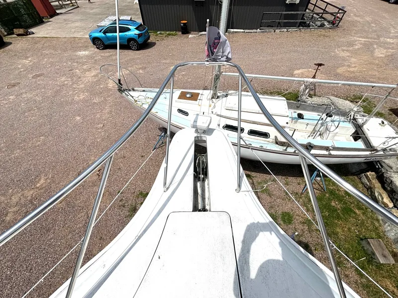 Slide: The Image of 1999 Silverton 453 Motor Yacht - 7838616