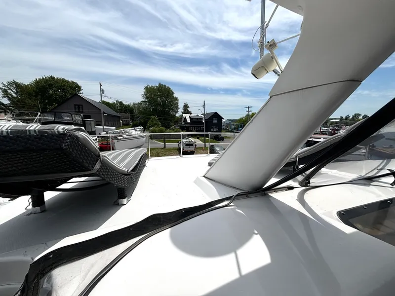 Slide: The Image of 1999 Silverton 453 Motor Yacht - 7838611