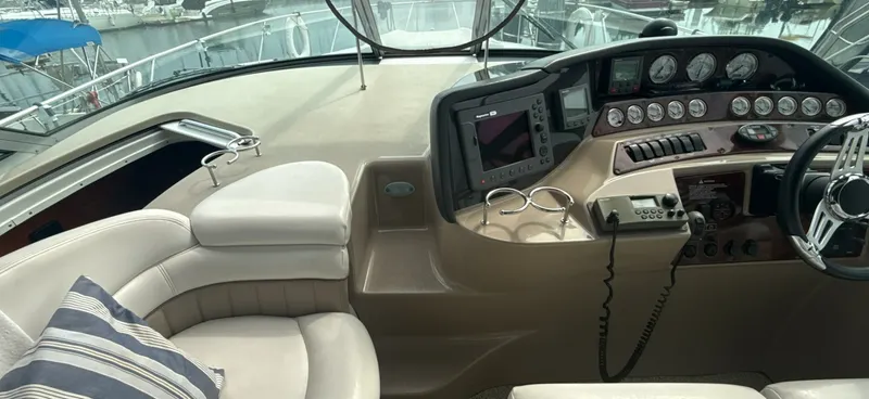 Slide: The Image of 2005 Four Winns 378 Vista - 7838702