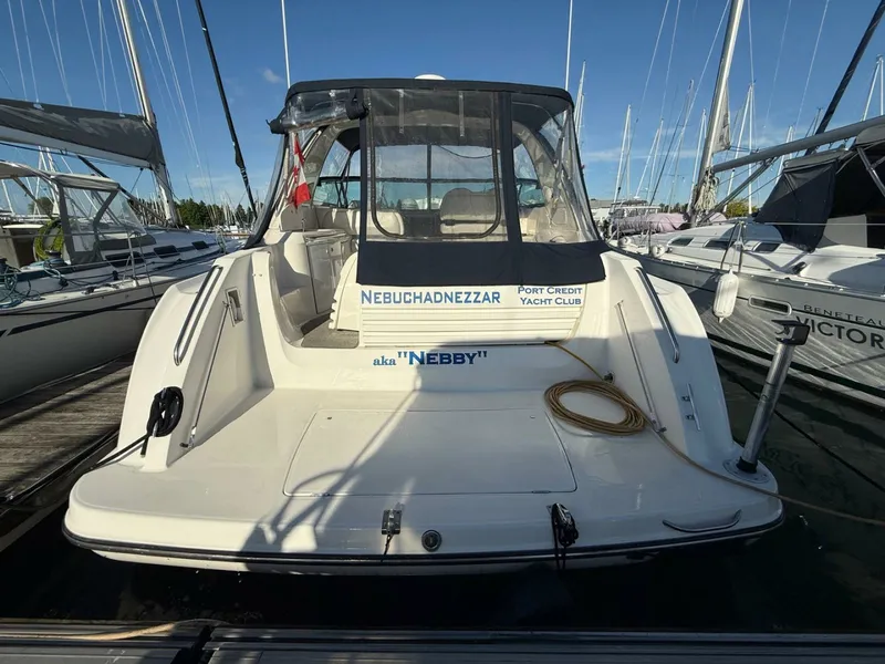 Slide: The Image of 1998 Bayliner 4085 Avanti - 7838773