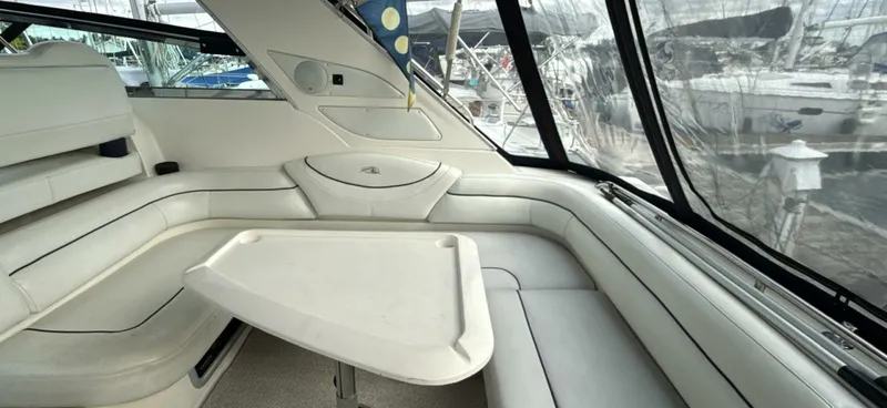 Slide: The Image of 1998 Bayliner 4085 Avanti - 7838787