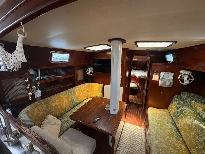 Slide: The Image of 1980 Gulfstar 50 CC Ketch - 7839194