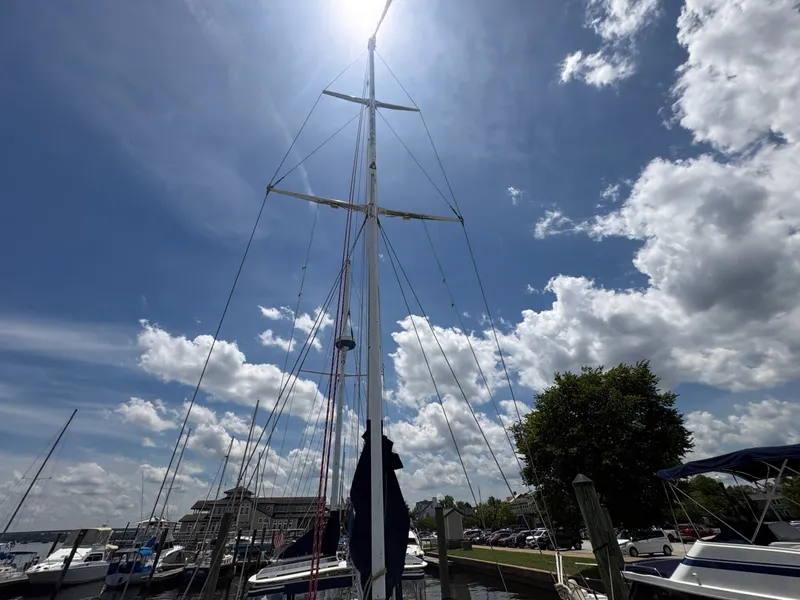 Slide: The Image of 1980 Gulfstar 50 CC Ketch - 7839164