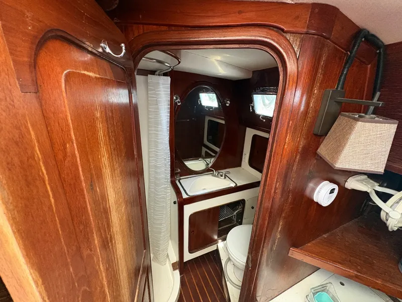Slide: The Image of 1980 Gulfstar 50 CC Ketch - 7839187
