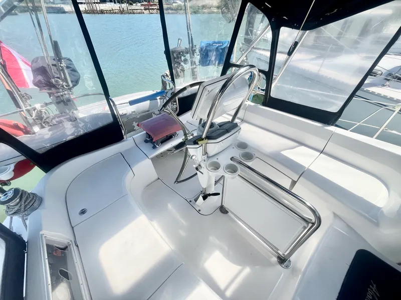 Slide: The Image of 2005 Hunter  41 Aft Cabin - 7839240