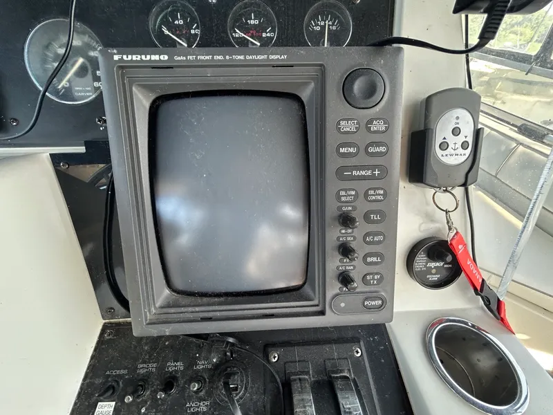 Slide: The Image of 1990 Carver 380 Santego - 7839306