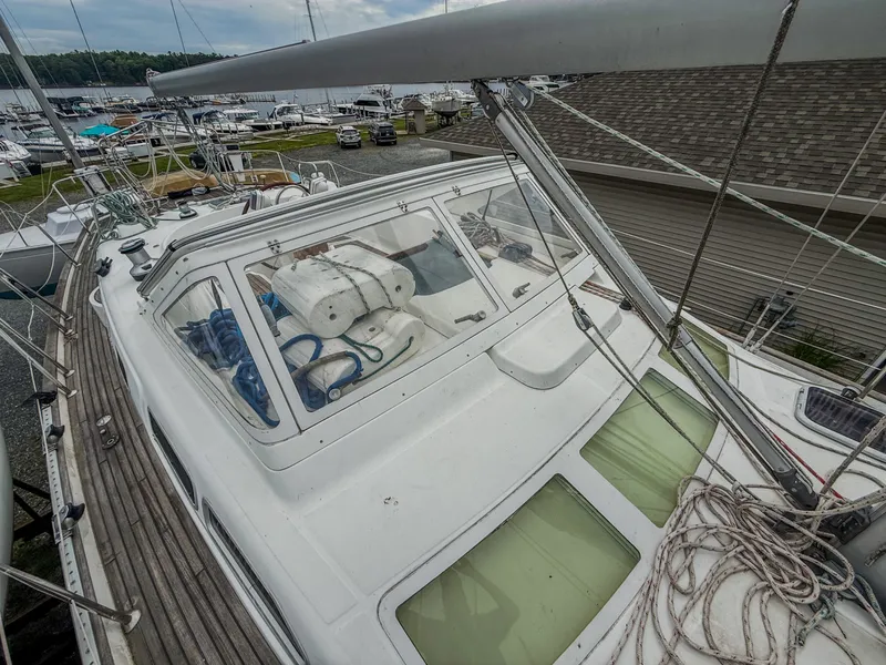 Slide: The Image of 2005 Beneteau Oceanis Clipper 423 - 7839349
