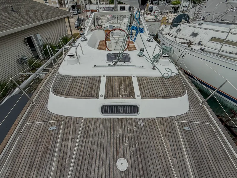 Slide: The Image of 2005 Beneteau Oceanis Clipper 423 - 7839341