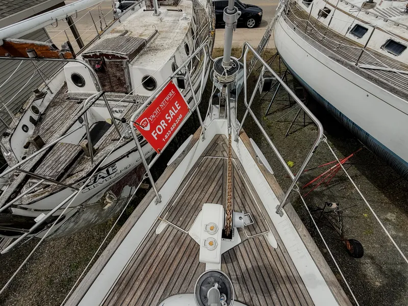 Slide: The Image of 2005 Beneteau Oceanis Clipper 423 - 7839352