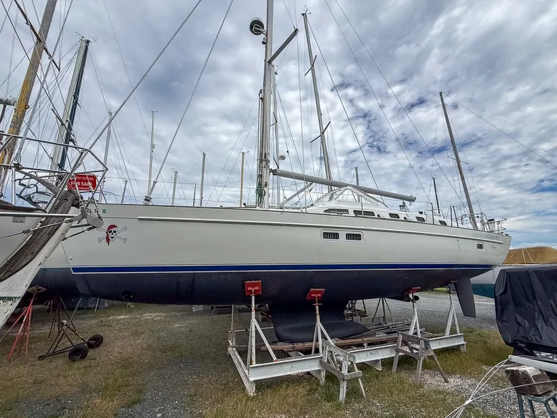 Slide: The Image of 2005 Beneteau Oceanis Clipper 423 - 7839336
