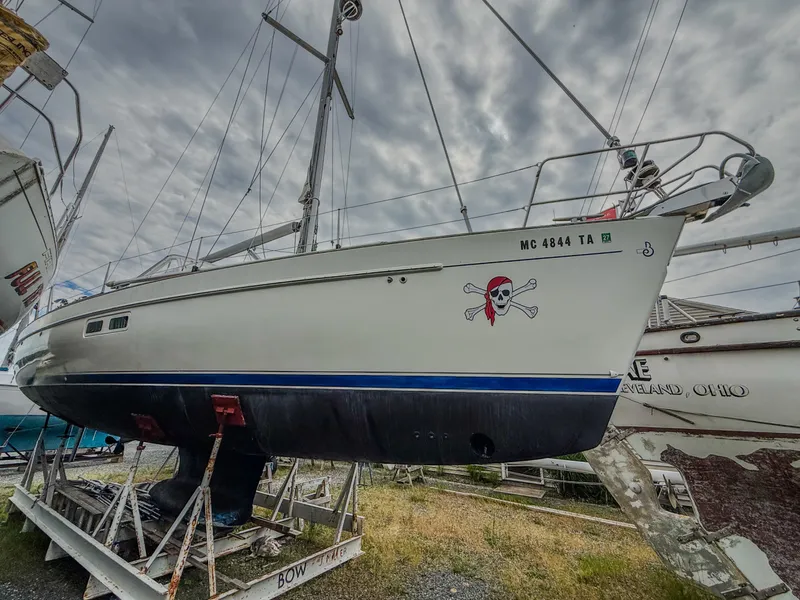 Slide: The Image of 2005 Beneteau Oceanis Clipper 423 - 7839337