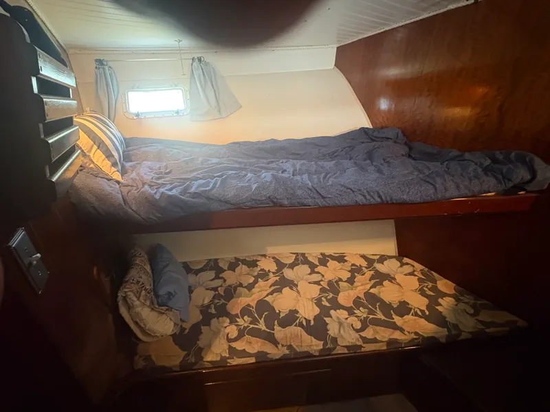 Slide: The Image of 1973 Hatteras 53 Convertable - 7839415