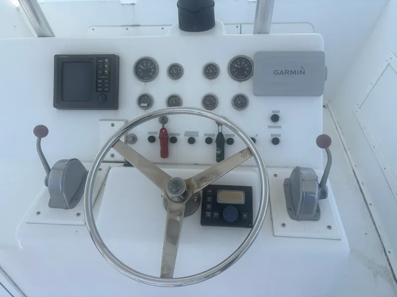 Slide: The Image of 1973 Hatteras 53 Convertable - 7839453