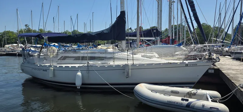 The Image of 1985 Beneteau First 305 - 7839499