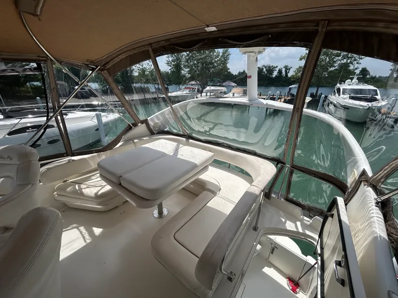 Slide: The Image of 1999 Sea Ray 400 Sedan bridge - 7839532