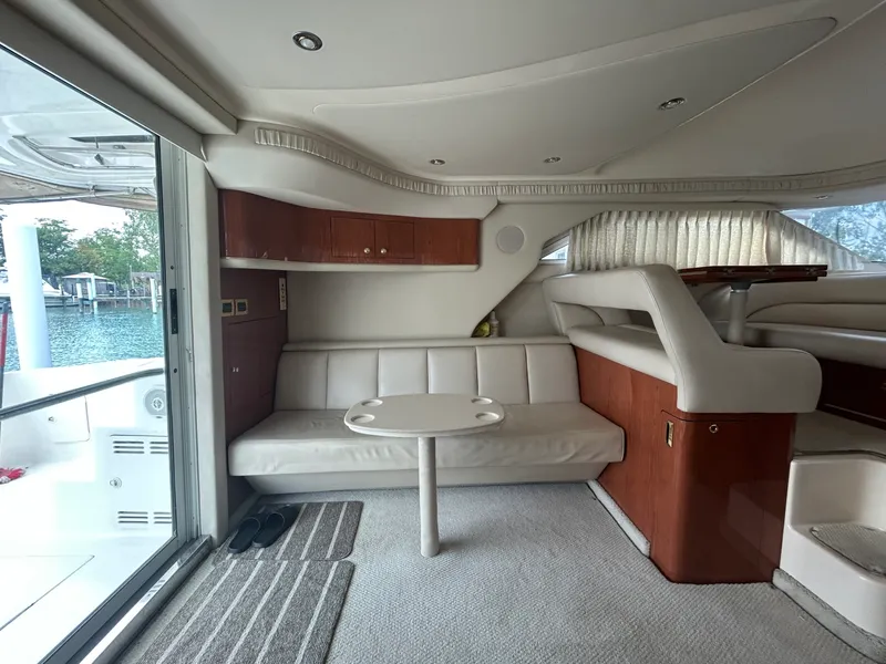 Slide: The Image of 1999 Sea Ray 400 Sedan bridge - 7839539