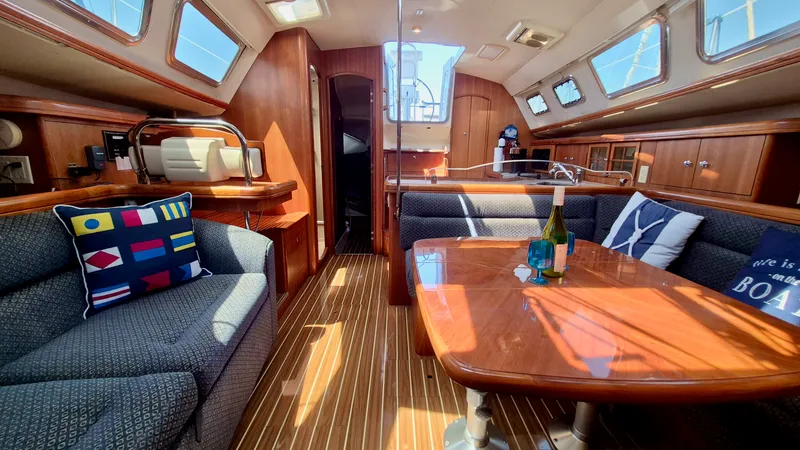 Slide: The Image of 2006 Hunter 410 Deck Salon - 7839626