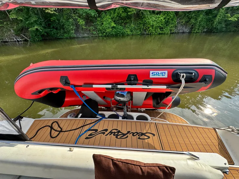 Slide: The Image of 1998 Sea Ray 400 Express - 7839706