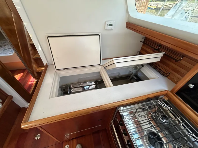 Slide: The Image of 1998 59' Custom Angelina Caroff DuFoat  Angelina 59' - 7839756