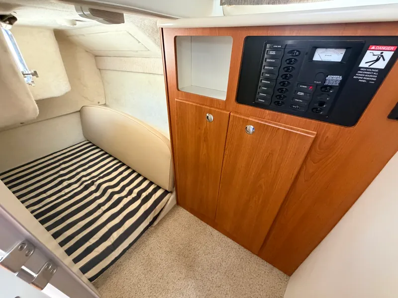 Slide: The Image of 2004 Bayliner 285 Ciera - 7839845