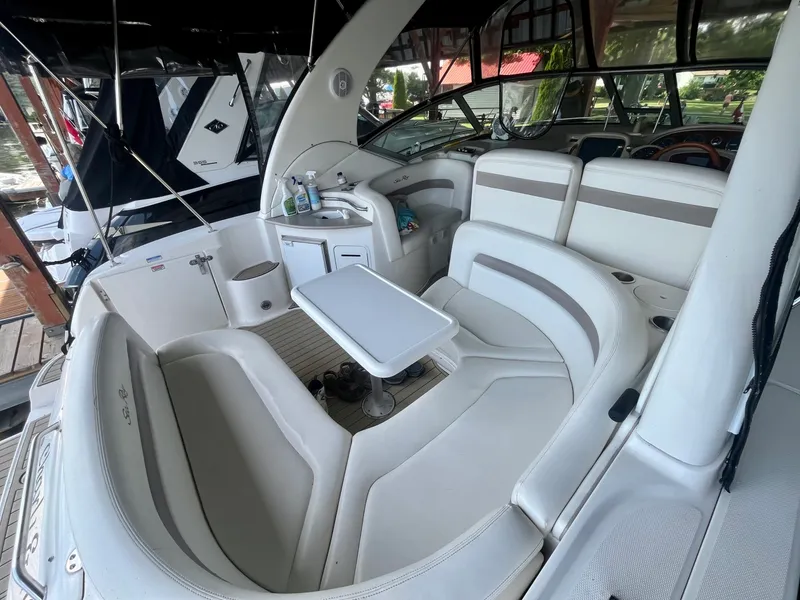 Slide: The Image of 2003 Sea Ray 320 Sundancer - 7839907