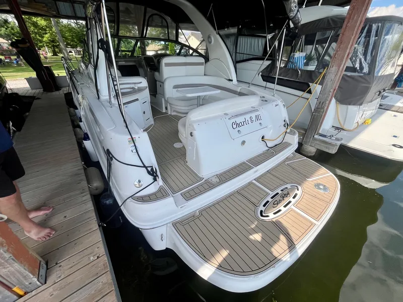 Slide: The Image of 2003 Sea Ray 320 Sundancer - 7839904