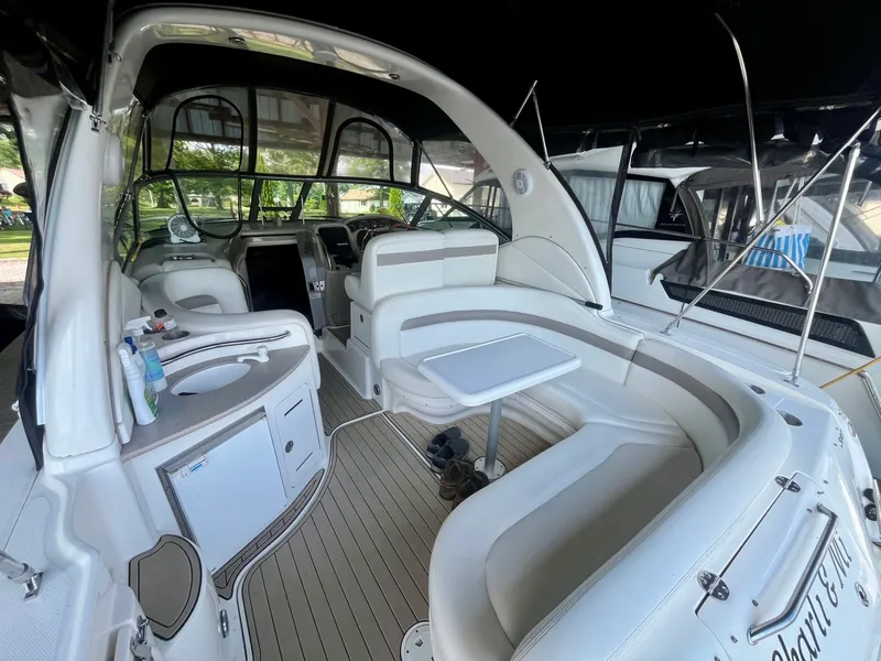 Slide: The Image of 2003 Sea Ray 320 Sundancer - 7839905