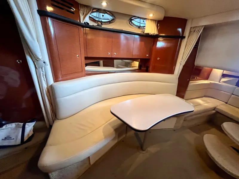 Slide: The Image of 2003 Sea Ray 320 Sundancer - 7839923