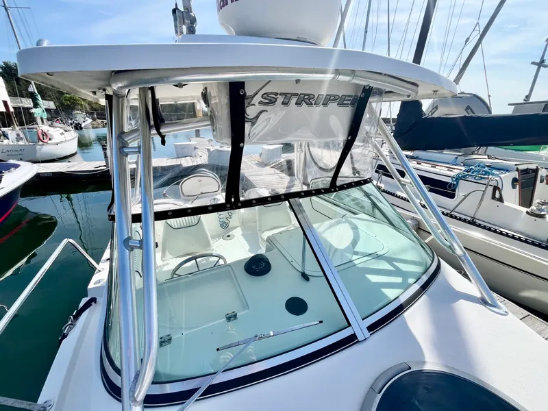 Slide: The Image of 2007 Seaswirl Striper 2301 - 7839941