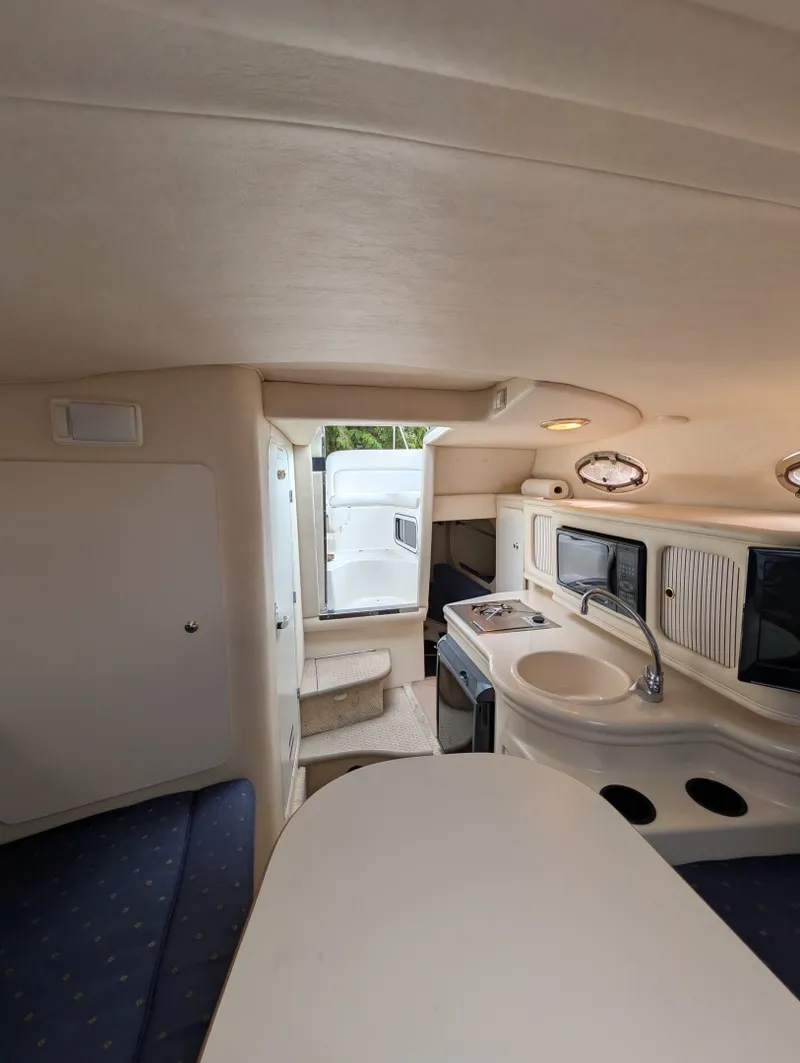 Slide: The Image of 2002 Sea Ray 260 Sundancer - 7840107