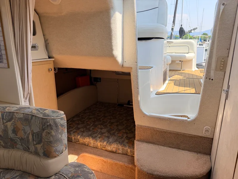 Slide: The Image of 2000 Bayliner 3055 Ciera - 7840173