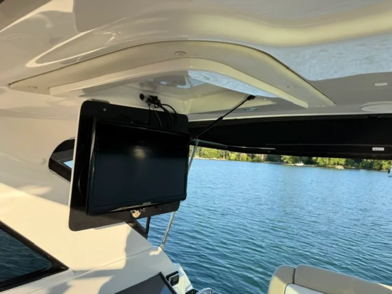 Slide: The Image of 2012 Regal 35 SC Sport Coupe - 7840220