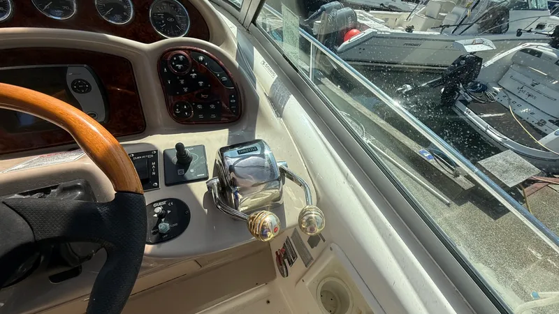 Slide: The Image of 2005 Sea Ray 340 Sundancer - 7840355