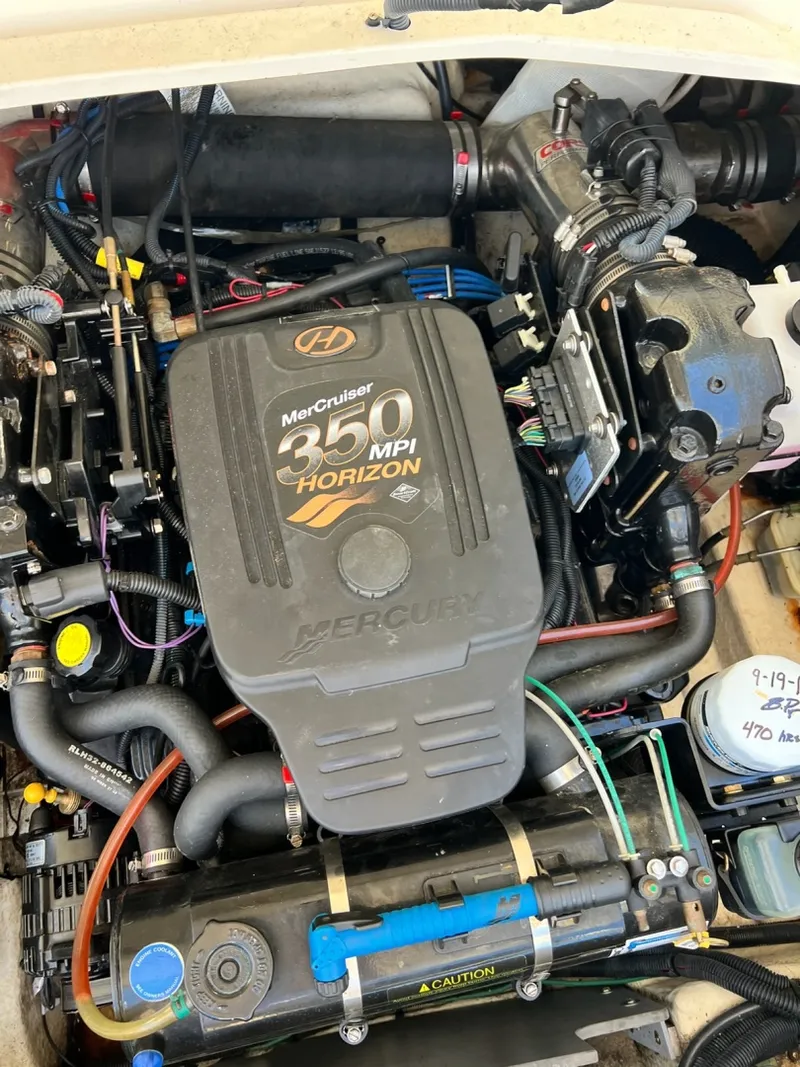 Slide: The Image of 2006 Sea Ray 290 Sun Sport - 7840388